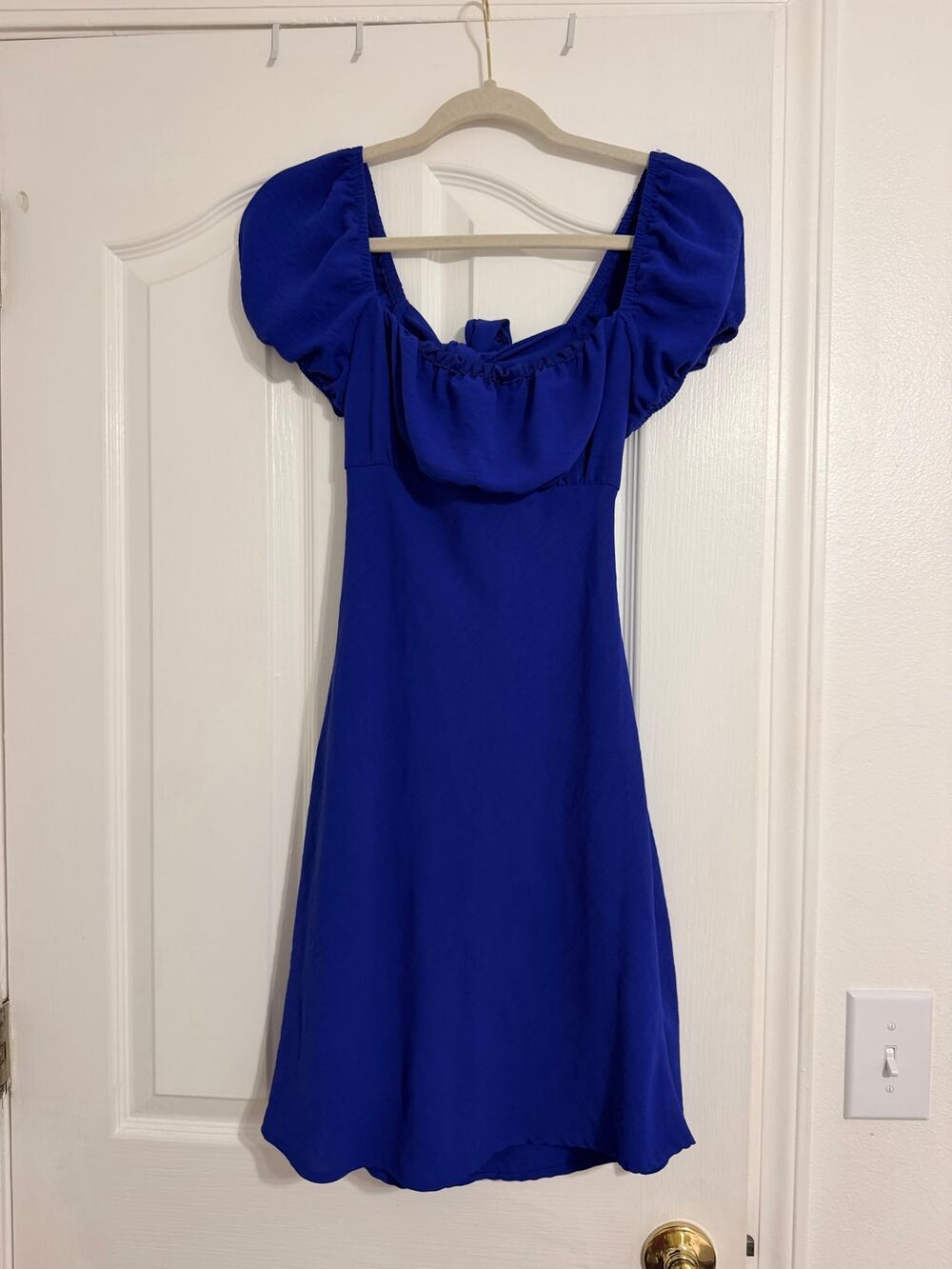 Altard state puff sleeve tie back blue mini dress - medium